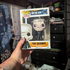 Doctor Who The Silence Vinyl Figure